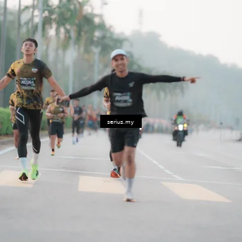Runner Photo 6346907