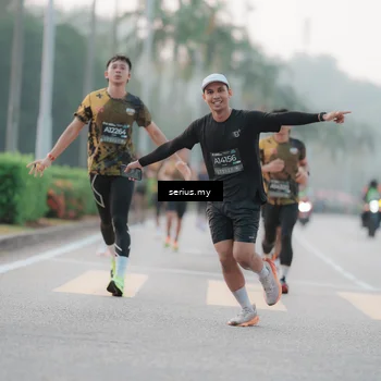 Runner Photo 6346911