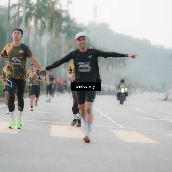 Runner Photo 6346912
