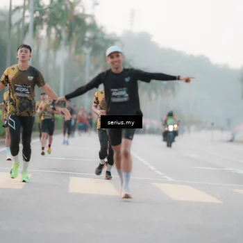 Runner Photo 6346913