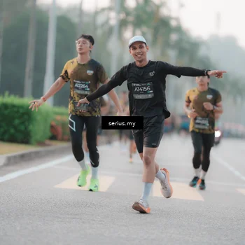 Runner Photo 6346914