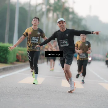 Runner Photo 6346918