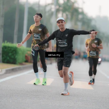 Runner Photo 6346920