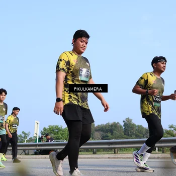 Runner Photo 6346933