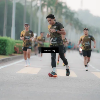 Runner Photo 6346939