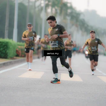Runner Photo 6346940