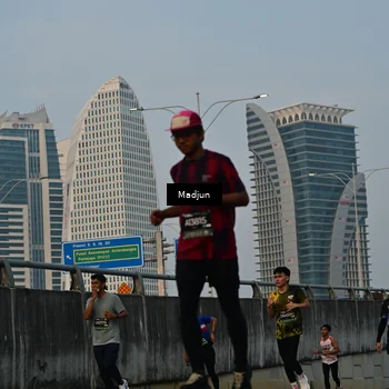 Runner Photo 6346969