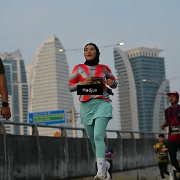 Runner Photo 6346972