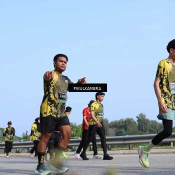 Runner Photo 6346989