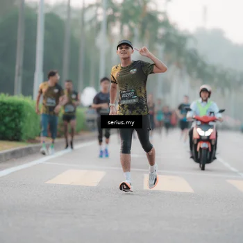 Runner Photo 6347045