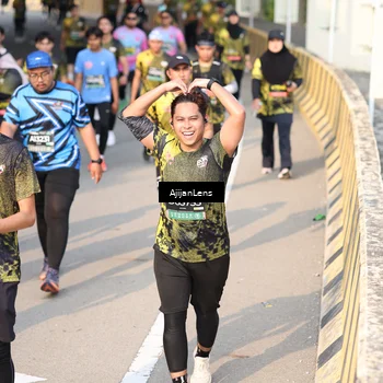 Runner Photo 6347055