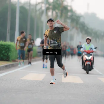 Runner Photo 6347059
