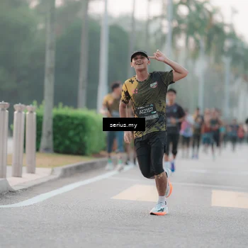 Runner Photo 6347073