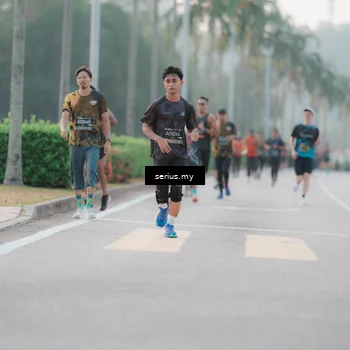 Runner Photo 6347114