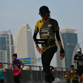 Runner Photo 6347124