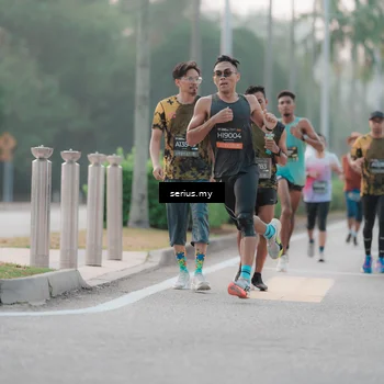 Runner Photo 6347139