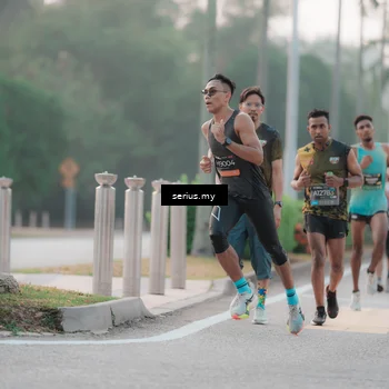 Runner Photo 6347153