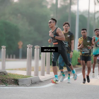 Runner Photo 6347164