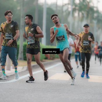Runner Photo 6347175