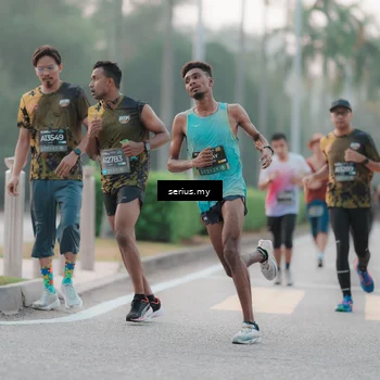 Runner Photo 6347183