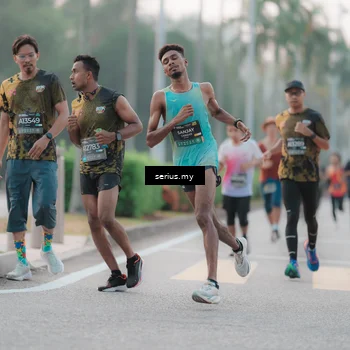 Runner Photo 6347190