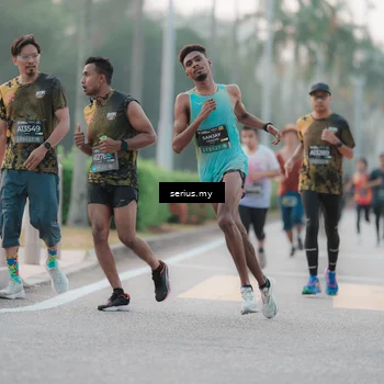 Runner Photo 6347193