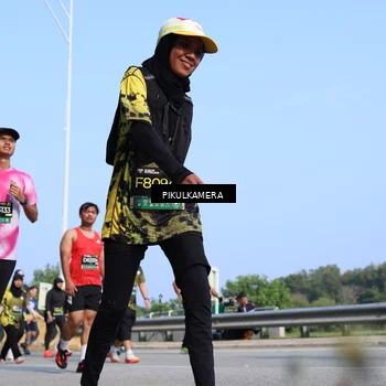 Runner Photo 6347265