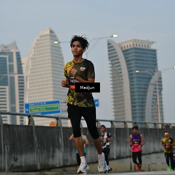 Runner Photo 6347276