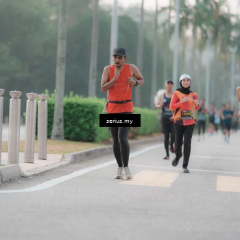 Runner Photo 6347318
