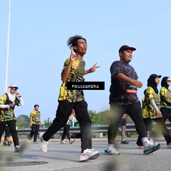 Runner Photo 6347347