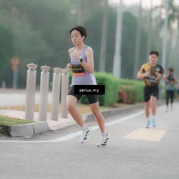 Runner Photo 6347444