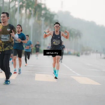 Runner Photo 6347528