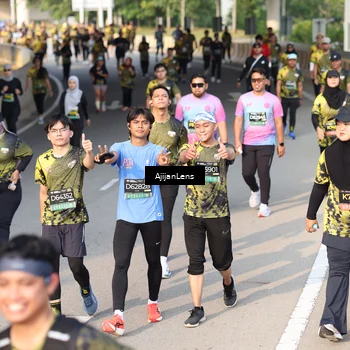 Runner Photo 6347564