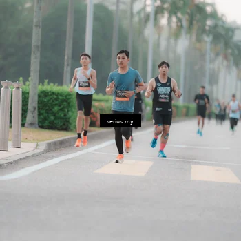 Runner Photo 6347578