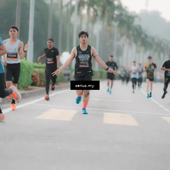 Runner Photo 6347598