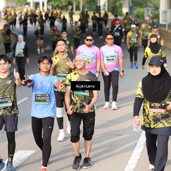Runner Photo 6347624