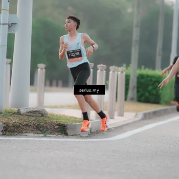 Runner Photo 6347625