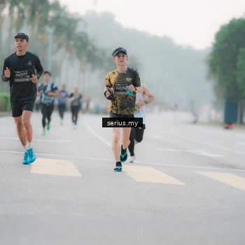Runner Photo 6347675