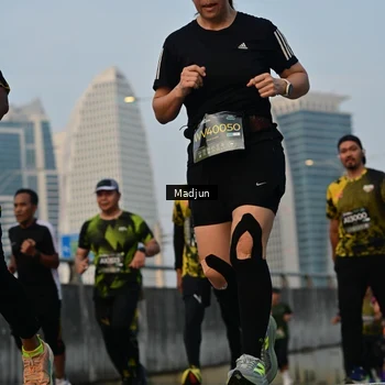 Runner Photo 6347708
