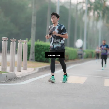Runner Photo 6347786