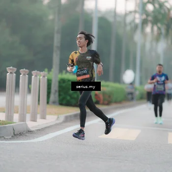 Runner Photo 6347824