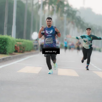Runner Photo 6347849