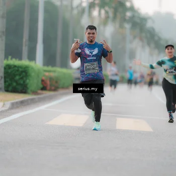 Runner Photo 6347863