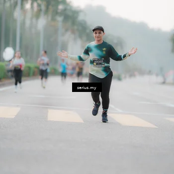 Runner Photo 6347876