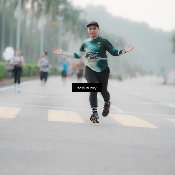 Runner Photo 6347880