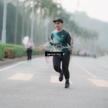 Runner Photo 6347886