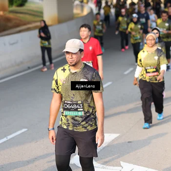 Runner Photo 6347915