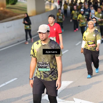 Runner Photo 6347916