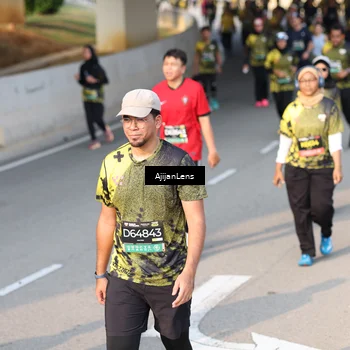 Runner Photo 6347919
