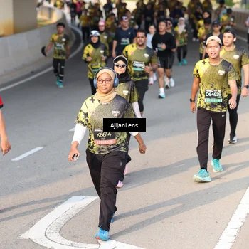 Runner Photo 6347938